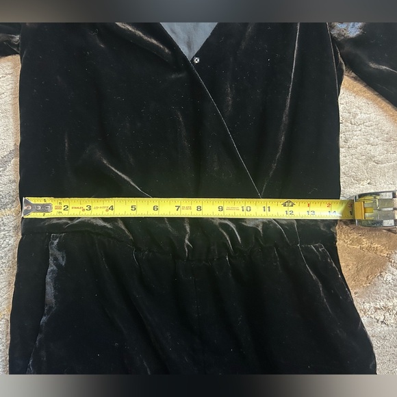 Ann Taylor Loft Black Velvet Romper Size 0 Petite - Picture 4 of 10